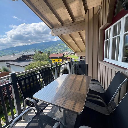 Appartement Holiday + Villa Theresa Kaprun Esterno foto