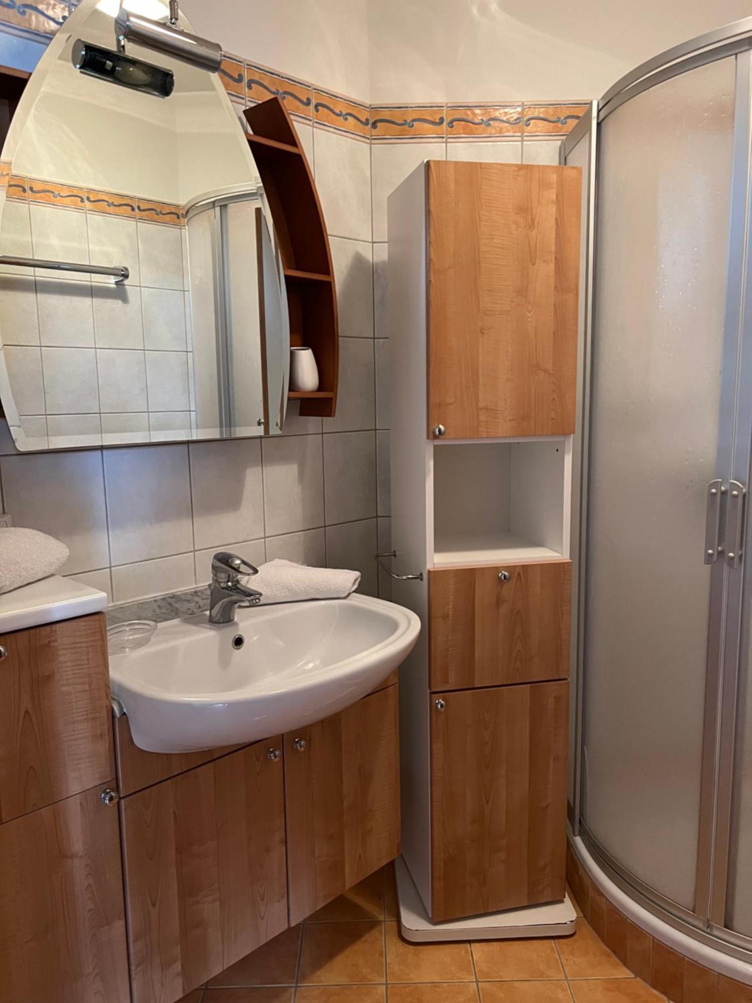 Appartement Holiday + Villa Theresa Kaprun Esterno foto